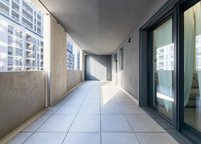 Parcheggio Gratuito - New 1bdr Con Terrazzo Apartamento