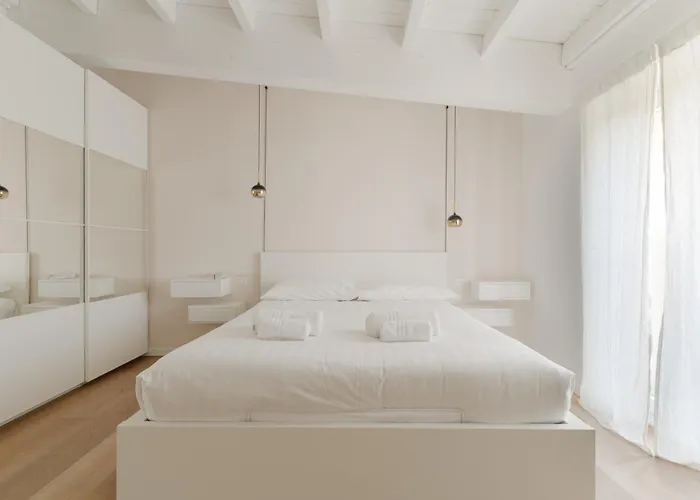 Guesthost - Cozy Porta Vittoria Area