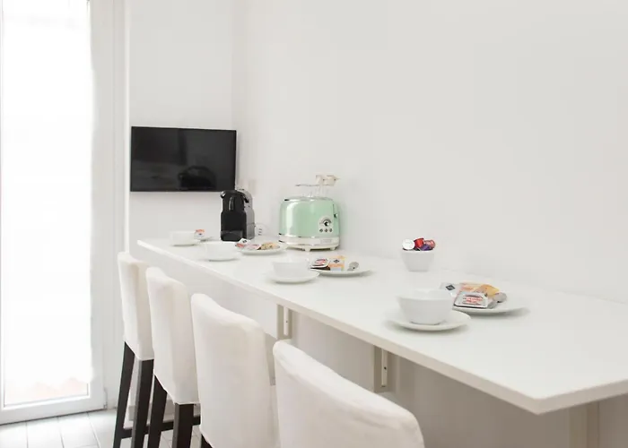 Lägenhet Corvetto Modern - Steps From M3 Corvetto Milano