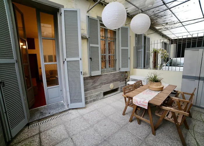 Bocconi Comfort Lägenhet