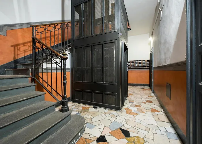 Via Piero Della Francesca 38 *