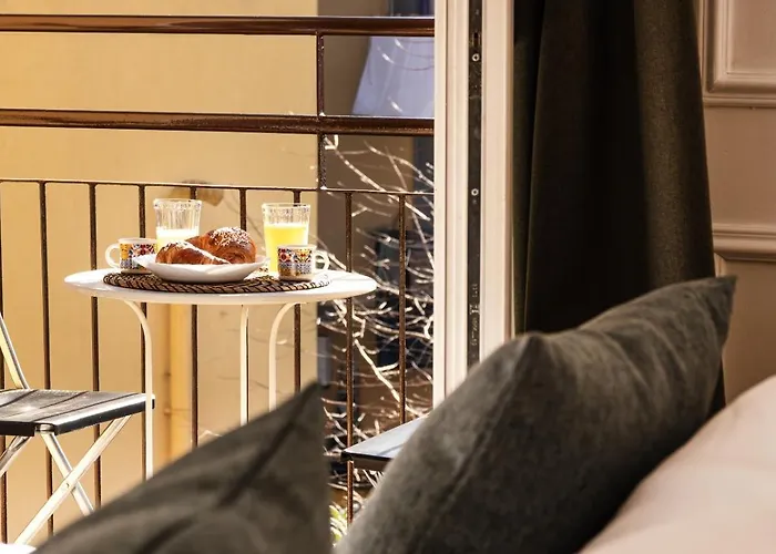 Casa Enea Luxury House - Bocconi Navigli - Private Parking Apartment *