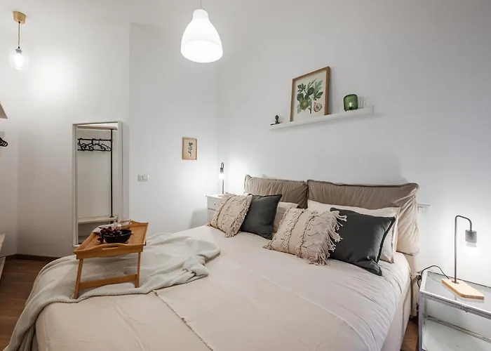 Apartment The Botanical Court - Porta Venezia *