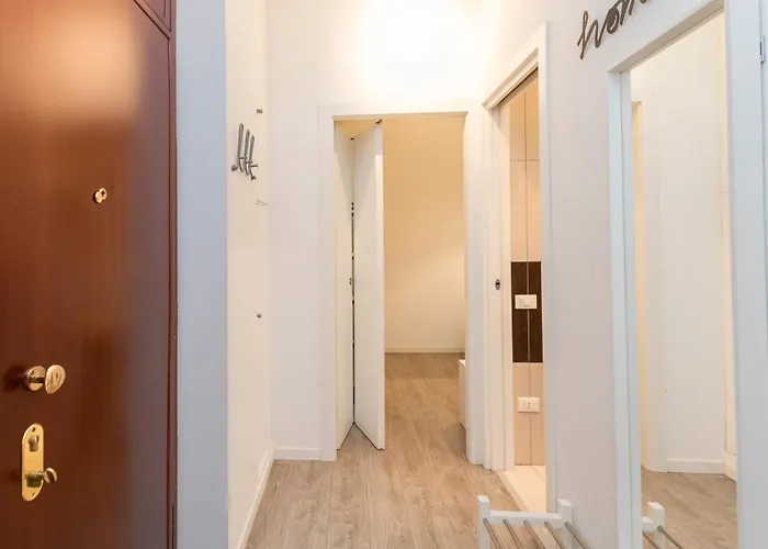 Comfortable Two-room Porta Romana M3 *