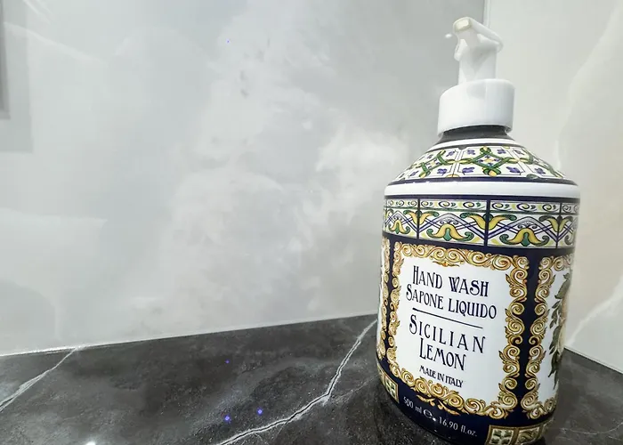 Medici5 - Luxury With Wellness Area Apartamento Milán