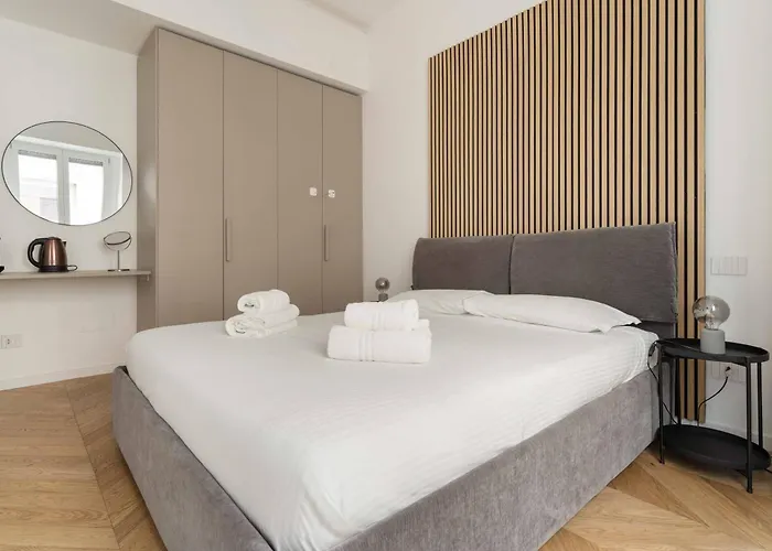 Unione Boutique - 1min From Duomo Apartman *