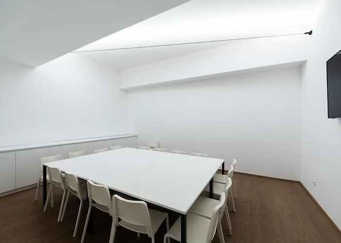 Design Art - Gym & Location *