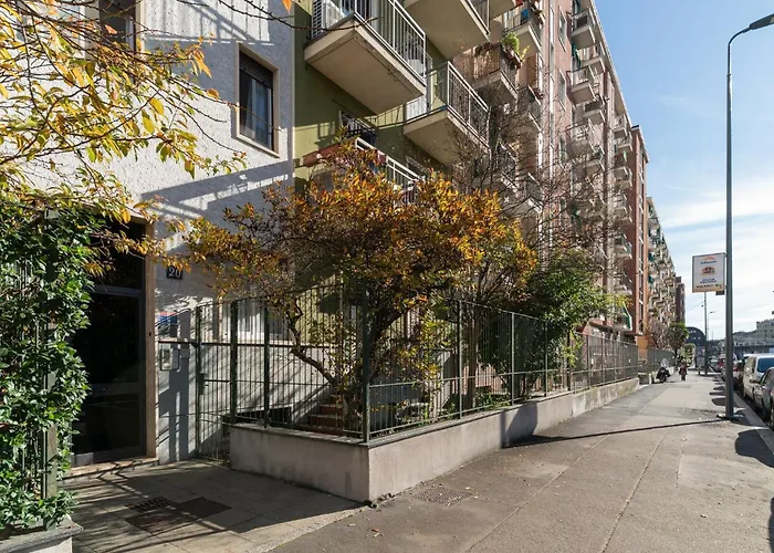 Guesthost - Bright Comfy Lejlighed