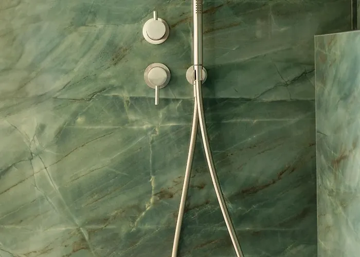 The Sole Penthouse - Duomo View * Милан