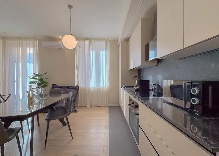 Lägenhet Urban By Host Hero *