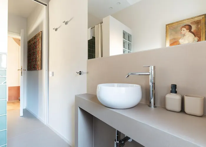 Isola - Menabrea - Moderno Trilocale Di Design