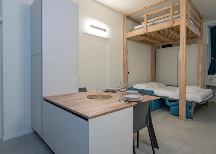 Duomo M5 A Stone's Throw From The Subway アパート