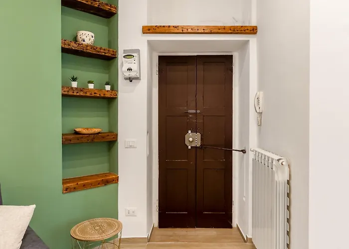 Entire With Patio In The Isola Area * 米兰