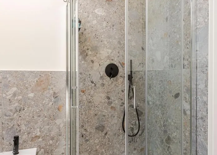 Luxury Elegant Penthouse 2 Bedrooms, 2 Bathrooms Appartement