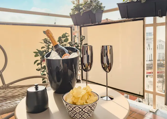Citylife Penthouse -Terrace, Piano, Gym - Mico Metro - Su Scannu Apartamento Milán