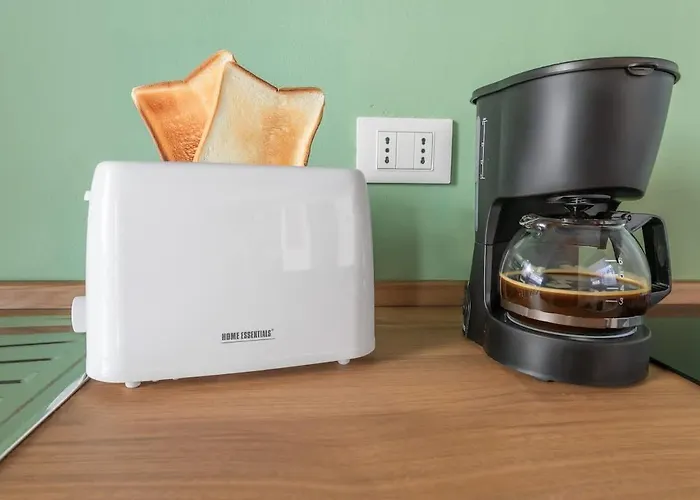 Homey Grandeur - Spacious With Terrace & Wi-fi Apartment Milan