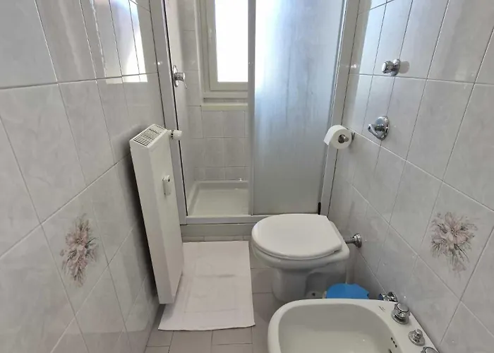 Check-inganni, Sopra La Metropolitana Fianco Cdi Apartment *