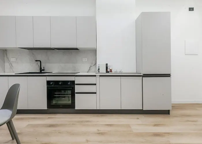 Luxury 2-bedroom Station Apartmán