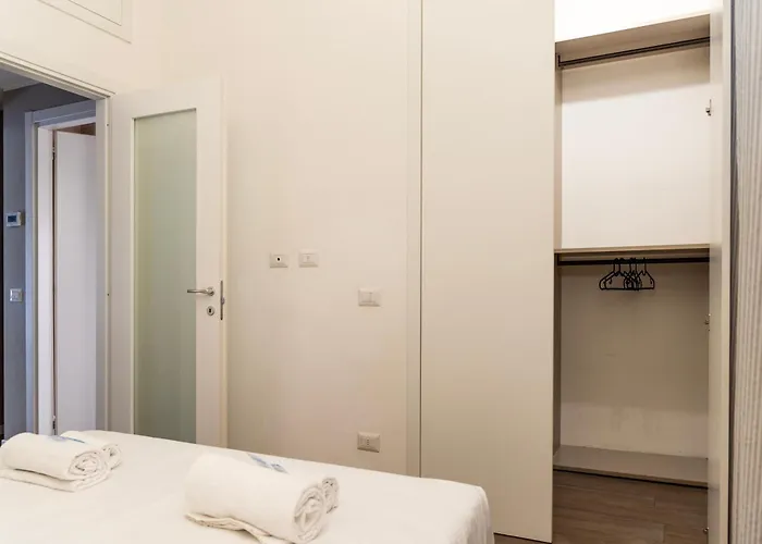 Youhosty - With Ac, Metro Stop 아파트