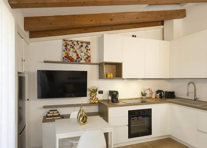 Artstay - San Raffaele, Near Metro M1, Ac Apartman *