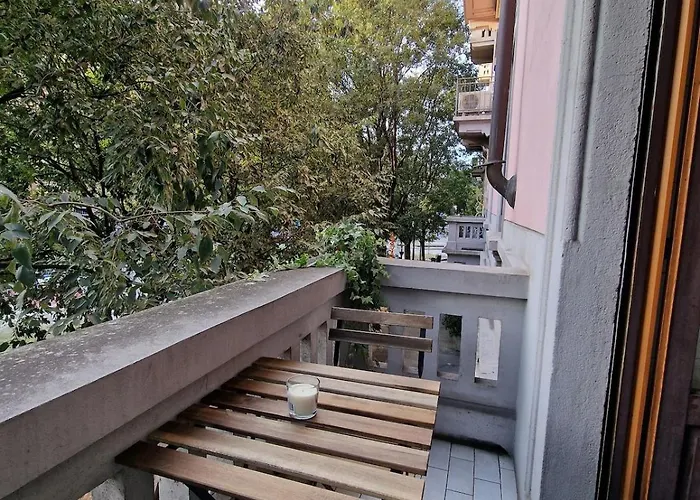 Navigli Elegant With Park View Apartment