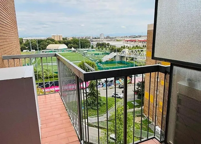 Blue House ميلان