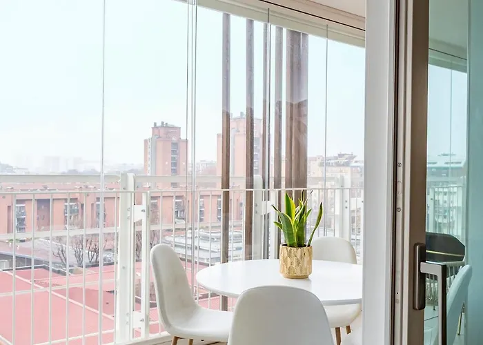 The Luxe Naviglio - 5 Min From Metro M4 Frattini