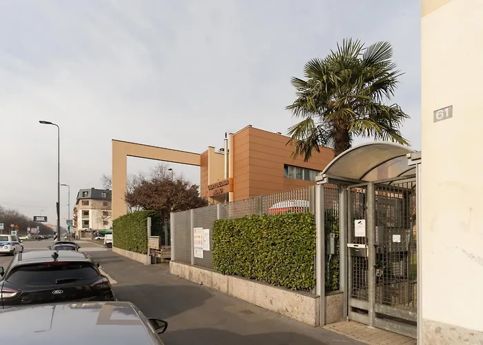 Urban Loft With Pool Table - M3 And Train Station - Duomo In 10 Min Apartament Mediolan