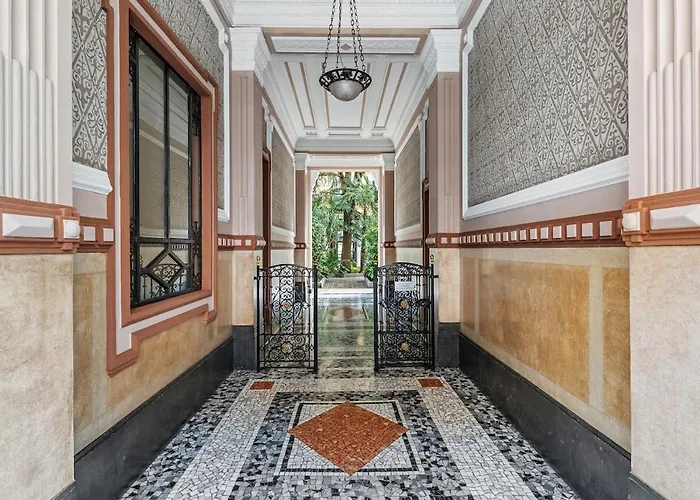 Artistic In The Heart Of Appartement Milaan