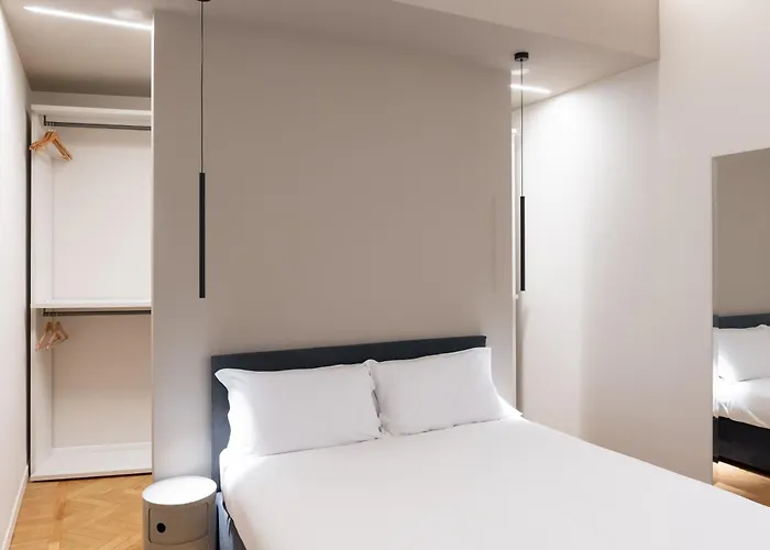 Elegance, Comfort And Charm In Moscova Apartmán Milán