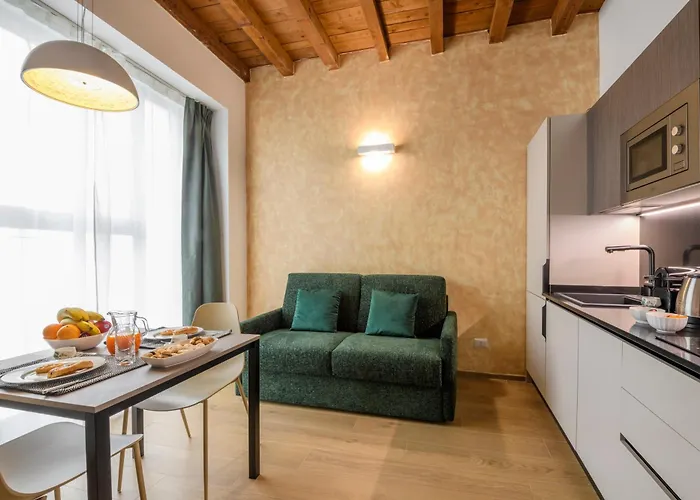 Cesariano, 11 - In Vibrant Via Cesariano Milano