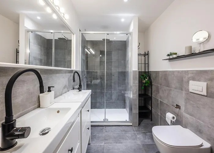 The Botanical Court - Porta Venezia Apartment Milan