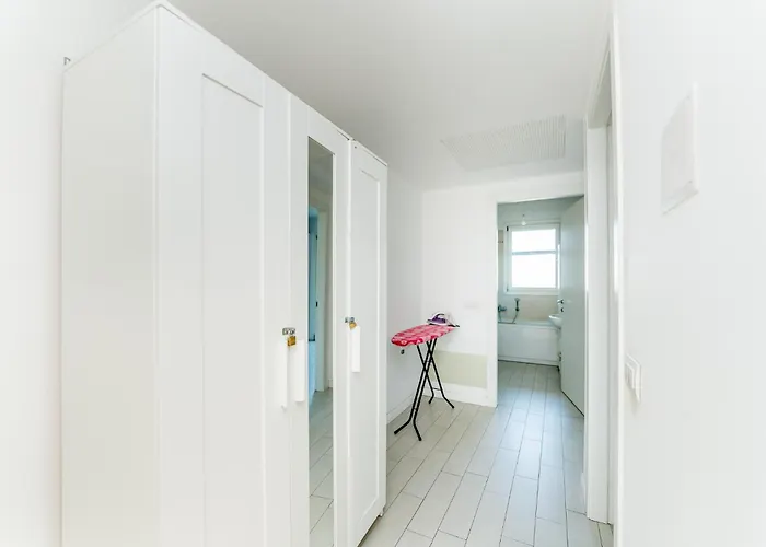 3br With Large Terrace - 800m From San Leonardo M1 ミラノ