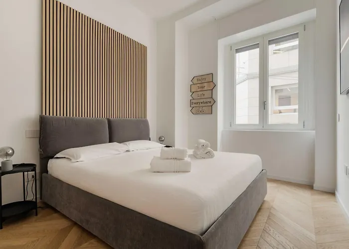 Unione Boutique - 1min From Duomo Apartman *