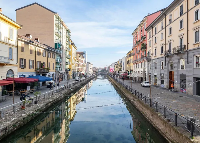 Easylife - - Paoli 6 P3 - Navigli * Milan