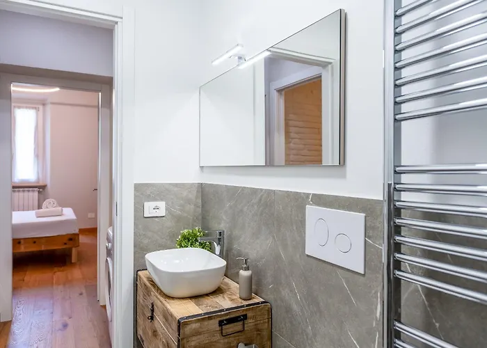 Modern Flat Near Skyline 公寓 米兰