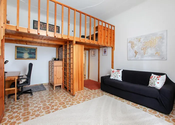 Romantic Close To Fondazione Prada Apartment
