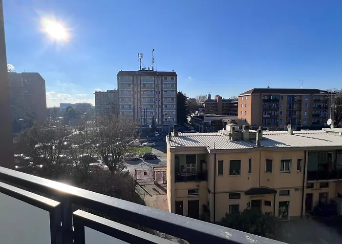 Apartment Elegante Bilocale Ristrutturato - Metro Inganni *