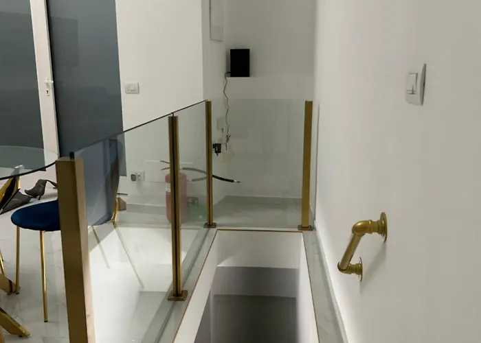 G Luxury Platinium&gold Red Metroline To Duomo Daire Milano