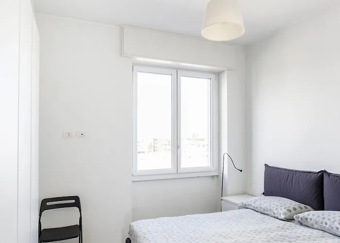 Appartamento Lovely Very Near Zara Metro Station M3m5