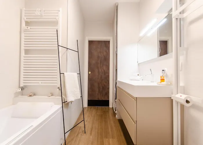 Anfossi Home, In Porta Romana, Design E Comfort, Con Grande Terrazza Privata, Vista Parco דירה