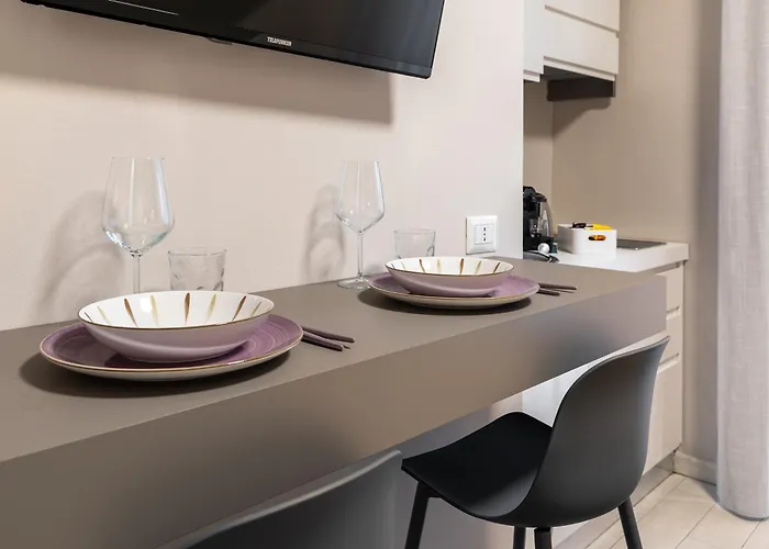 San Siro アパート *