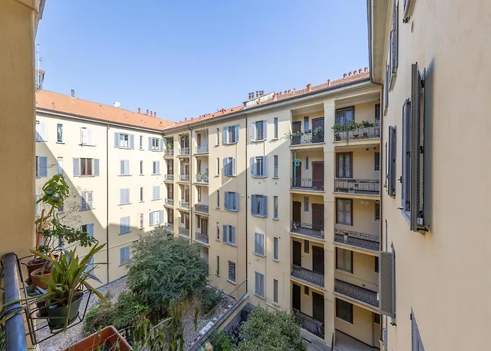 Eleganza In Porta Venezia - 4 Posti Letto Con Ac Daire