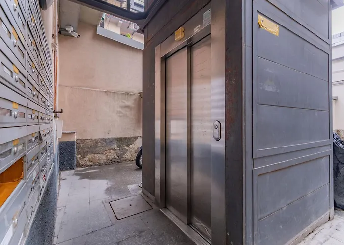 Chic Retreat - New Bright * ميلان