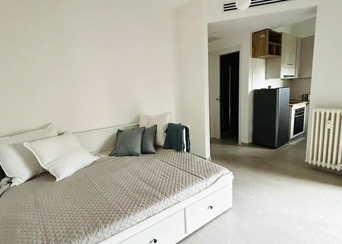 Blue House ميلان