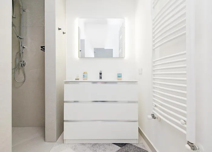 Bnbest San Siro 6 Pax * 米兰