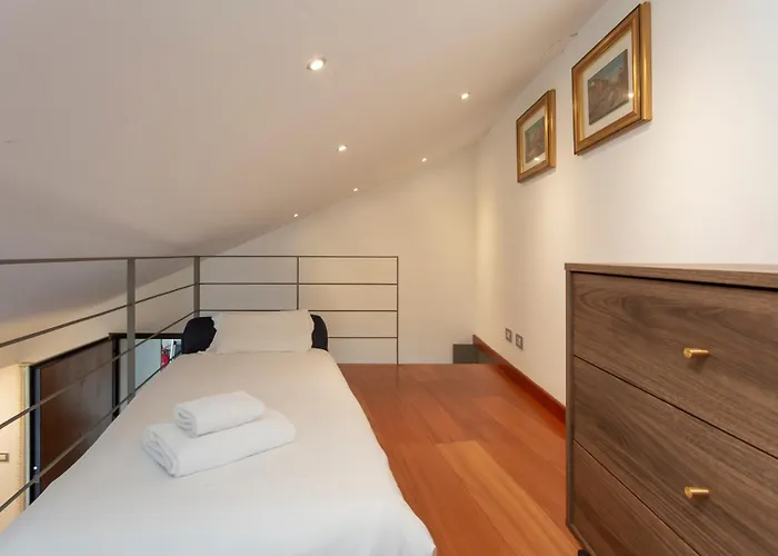 Comfort And Design Between Portello And Citylife Apartment