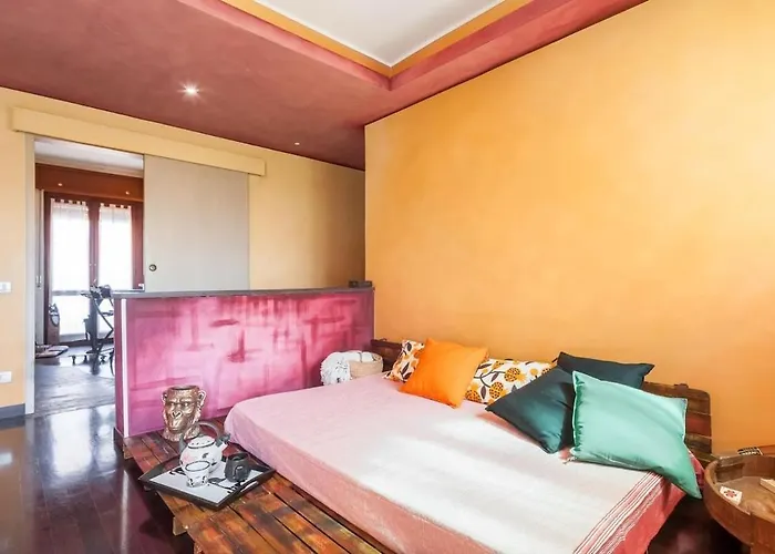 Bohemien Chic 20 Minutes From The Duomo By Hotea