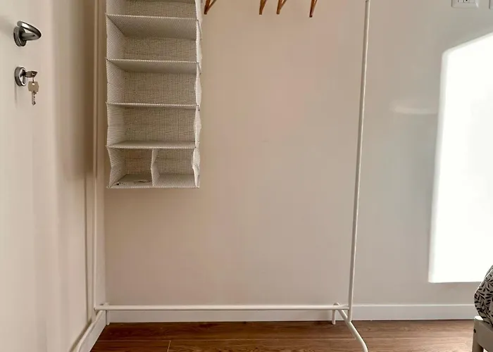 Modern And Bright House 20 Minutes From The Duomo Milan