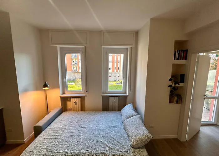 Modern And Bright House 20 Minutes From The Duomo * Milán